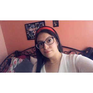 Meet your Posher, Daniela